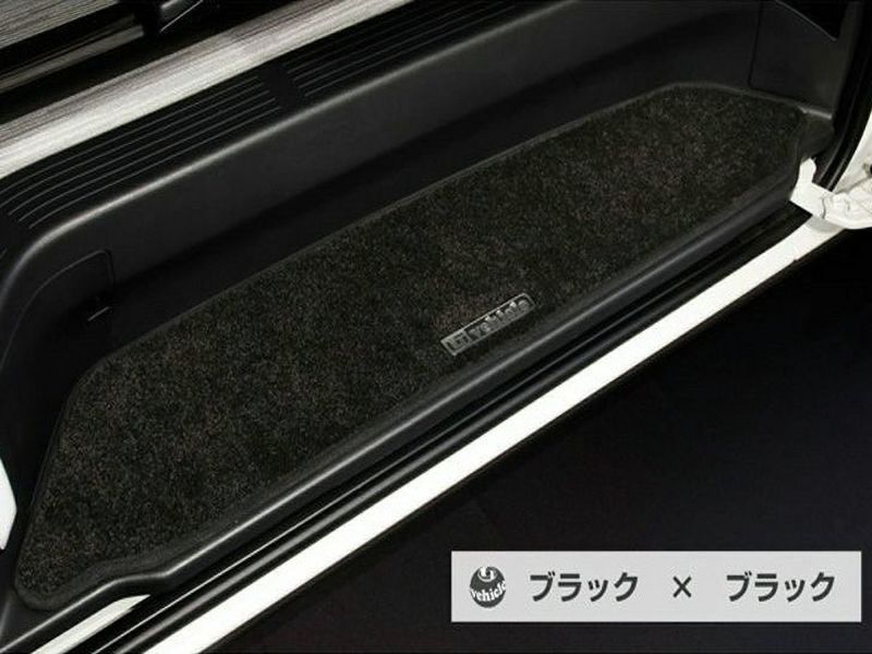 低価HOTハイエース 200系 標準ボディ ワイドボディ スライドドアステップカバー サイドステップカバー ライト付き 助手席側 外装