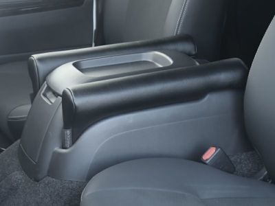 オグショー 200系ハイエース アームレスト L (延長タイプ) 左右セット 200系ハイエース ES TXアームレスト L（ロング・延長タイプ） 左右