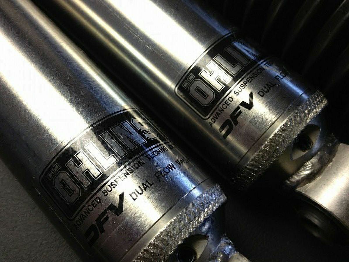 200系ハイエース OHLINS DFVショックアブソーバー 1台分セット 