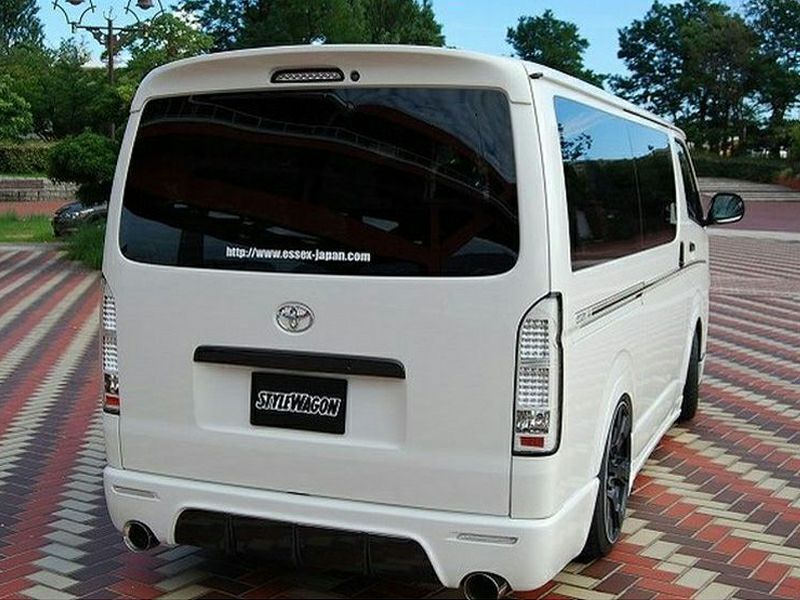 ハイエースessexリアスポイラー ハイエース ESSEX リアウイング