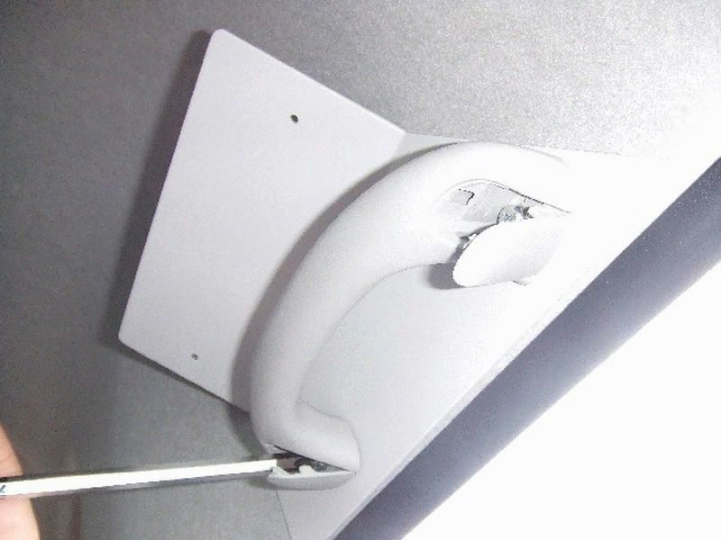 在庫限りで販売終了】200系ハイエース 標準ボディハイルーフ ES