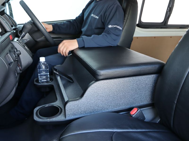 ハイエース　オーバーヘッドコンソール　オグショー 200系ハイエース S-GL標準ボディ CRAFTPLUS センターコンソール