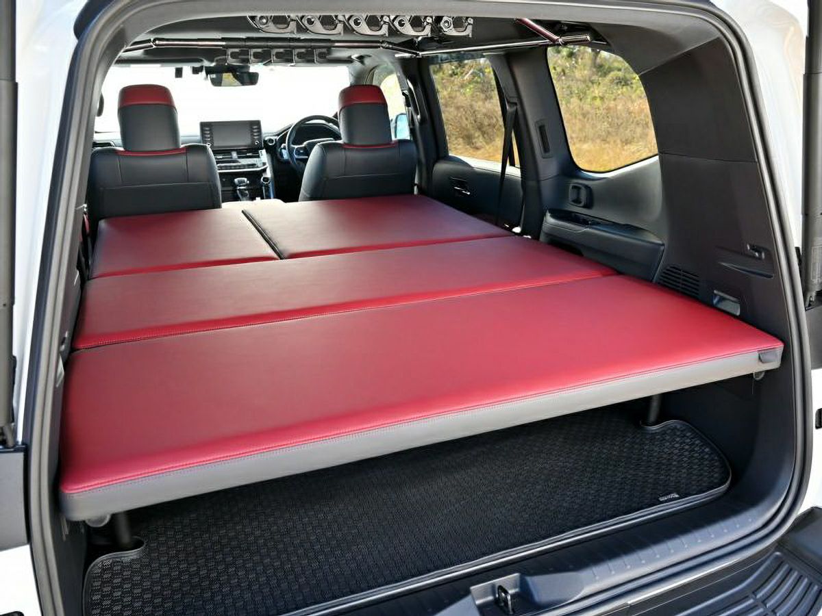 ランドクルーザー300 ESベッドシステム GR CONCEPT（ダークレッド＋