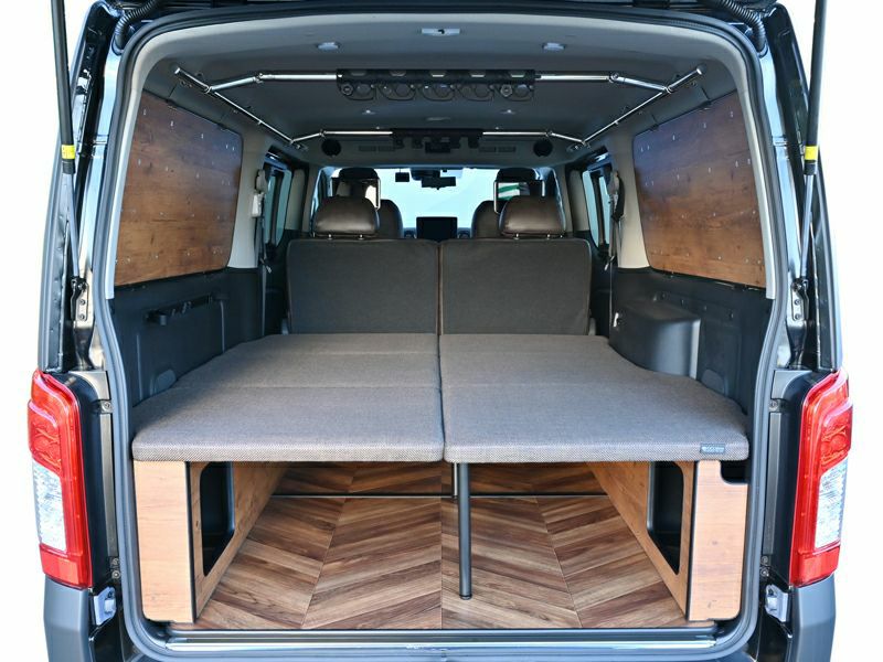キャラバン NV350キャラバン プレミアムGX 跳ね上げタイプ ベッド 